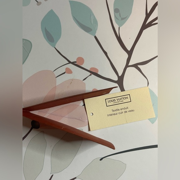 Authentic Rare Louis Vuitton Tags - Picture 4 of 4